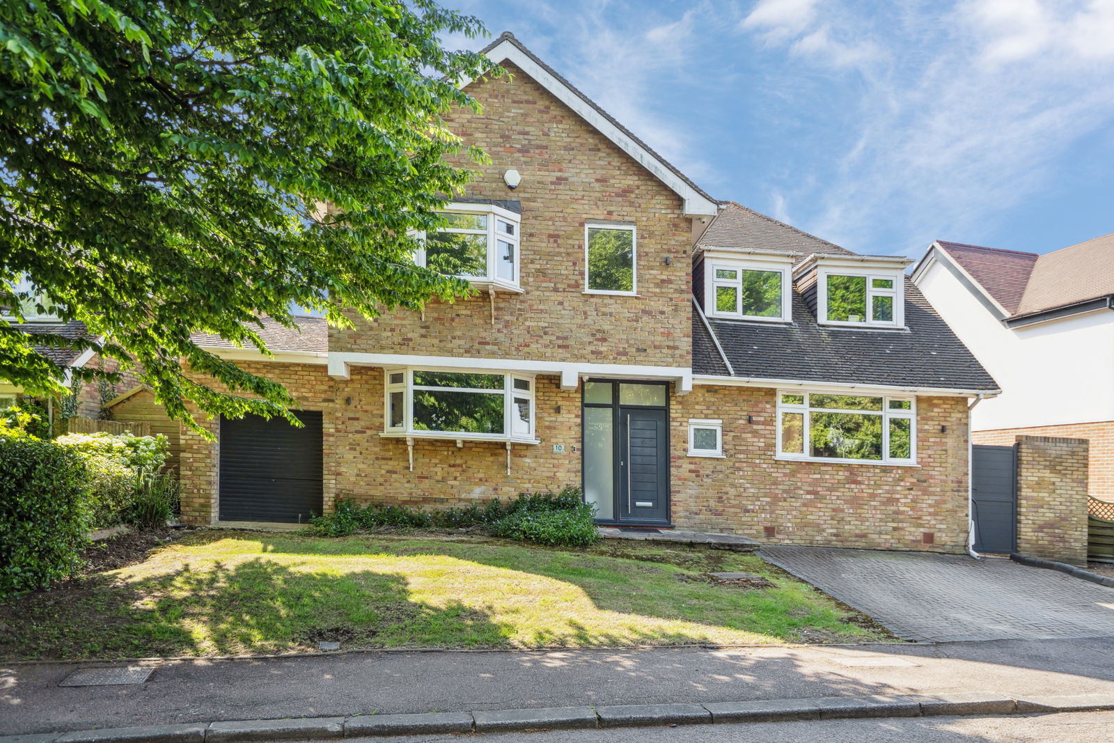 5 bedroom detached house for sale - Million Plus.com The Luxury Marketplace
