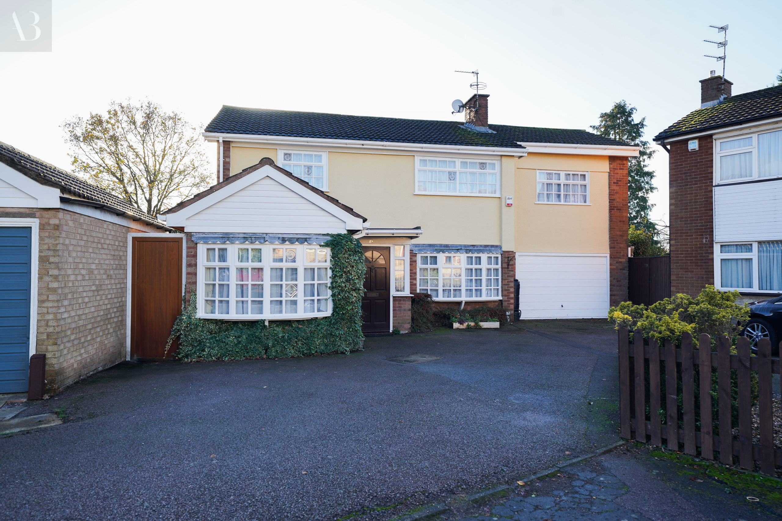 4-bed detached on 81 Park View, Leicester, £440,000