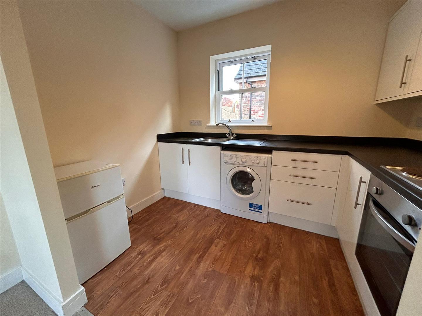 1-bed flat on Apt 9, Fitzwilliam Court, Market Rasen, £550/mo