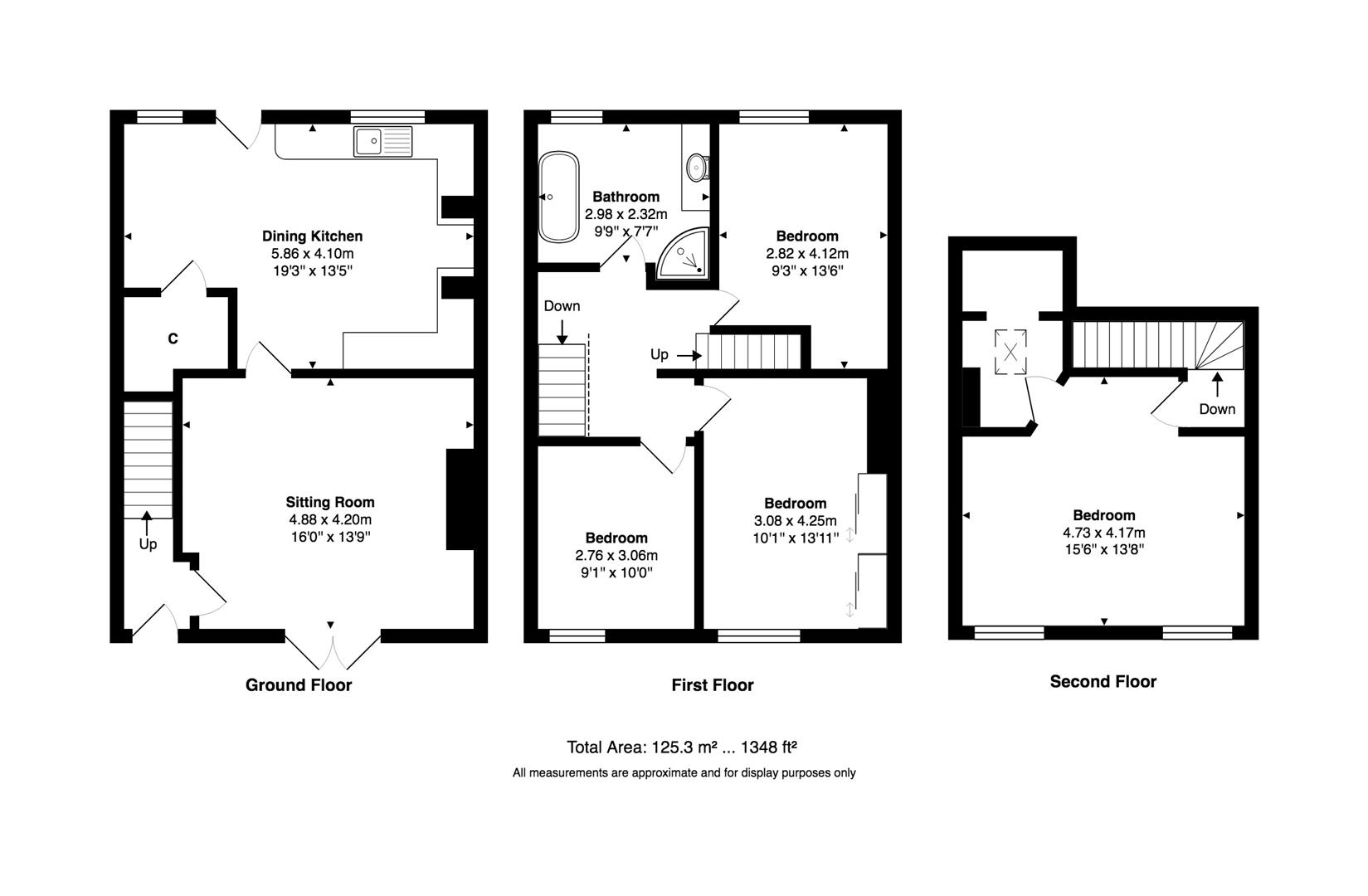 4 Bedrooms Terraced house for sale in Alexander Square, Clayton, Bradford BD14