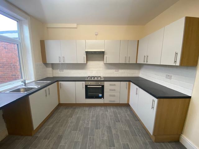2-bed terraced on 70, Wath Road, BARNSLEY, £725/mo