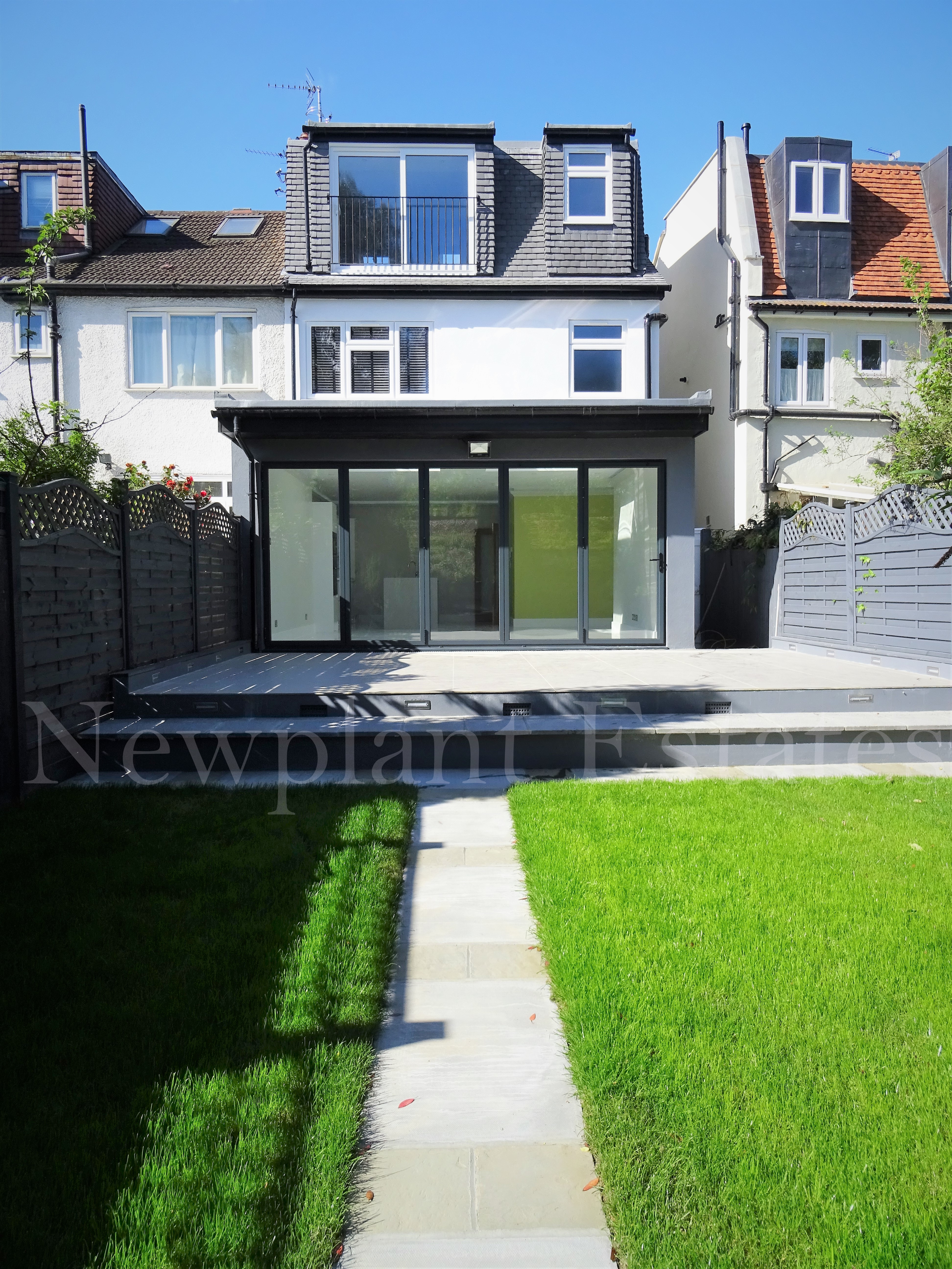 1 Fontenoy Road