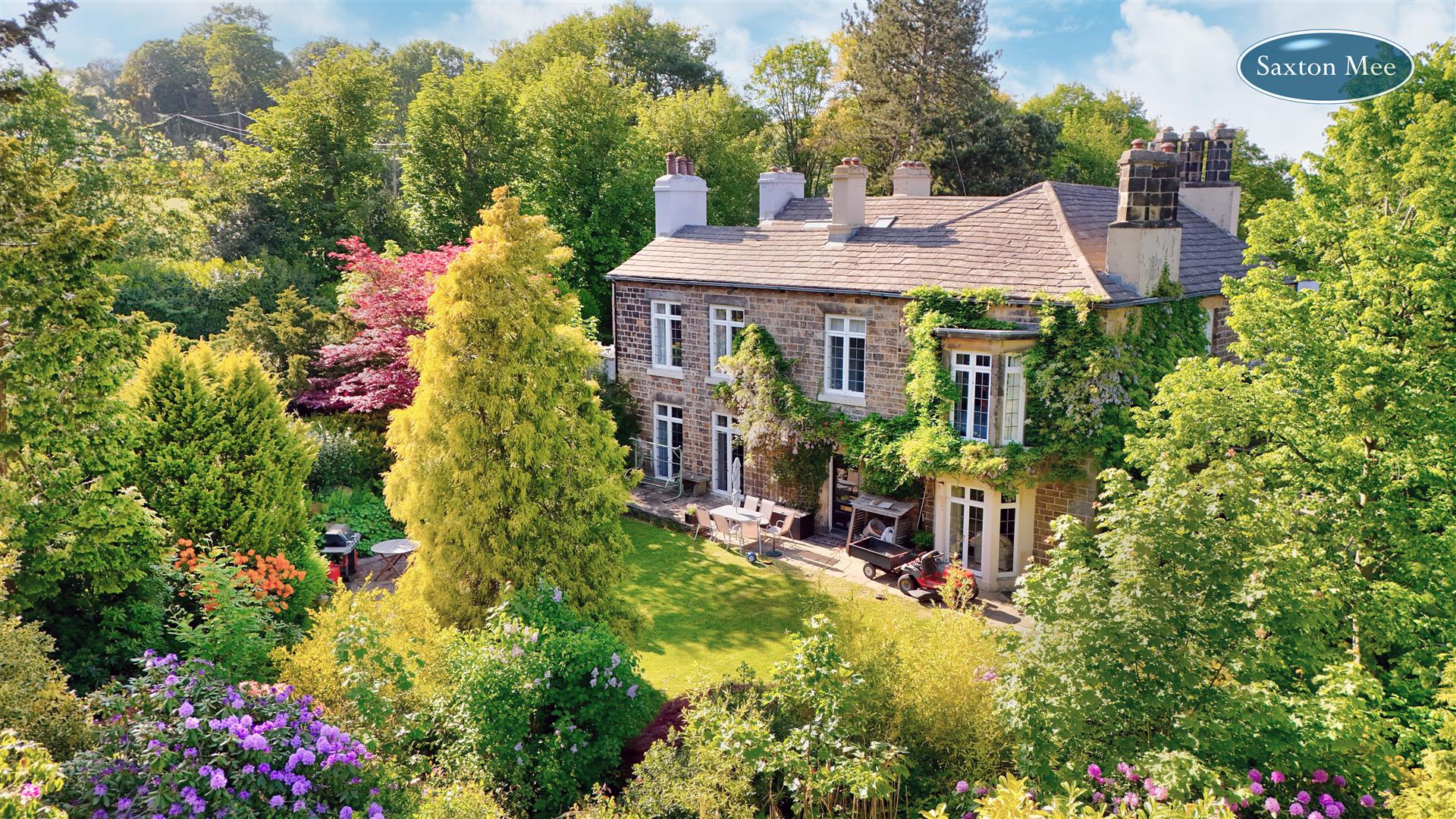 3 bedroom flat for sale