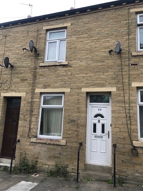 77 Hoxton Street, BRADFORD photo 2