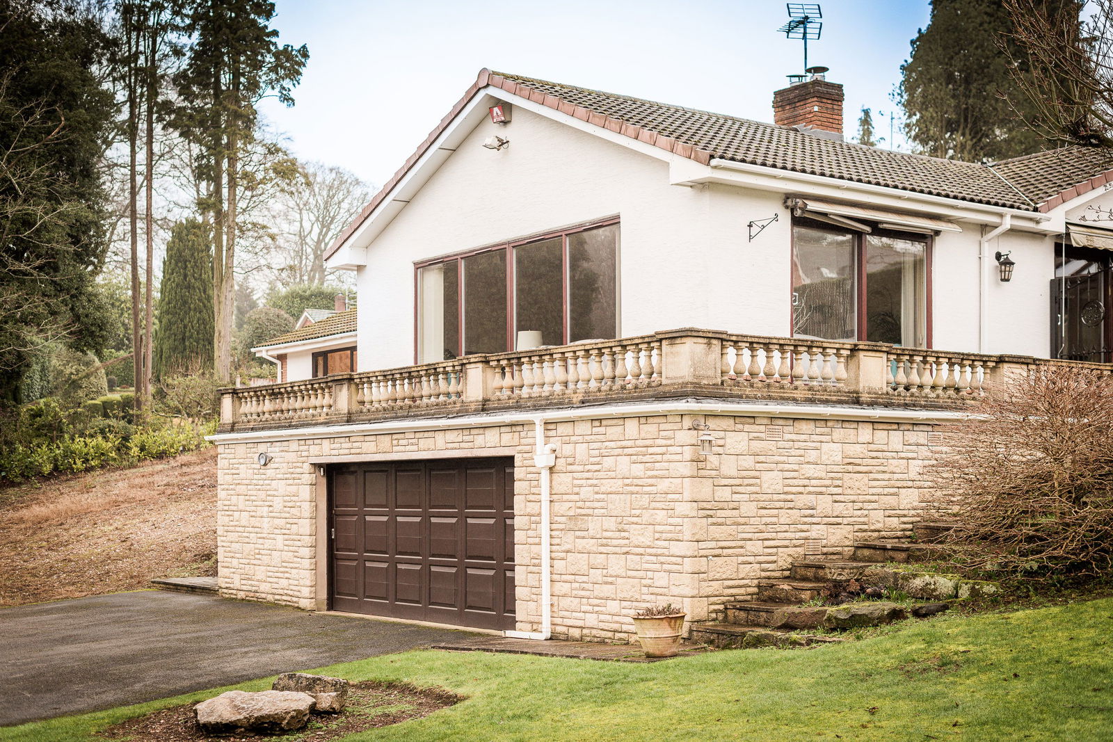 4 bedroom bungalow for sale 0