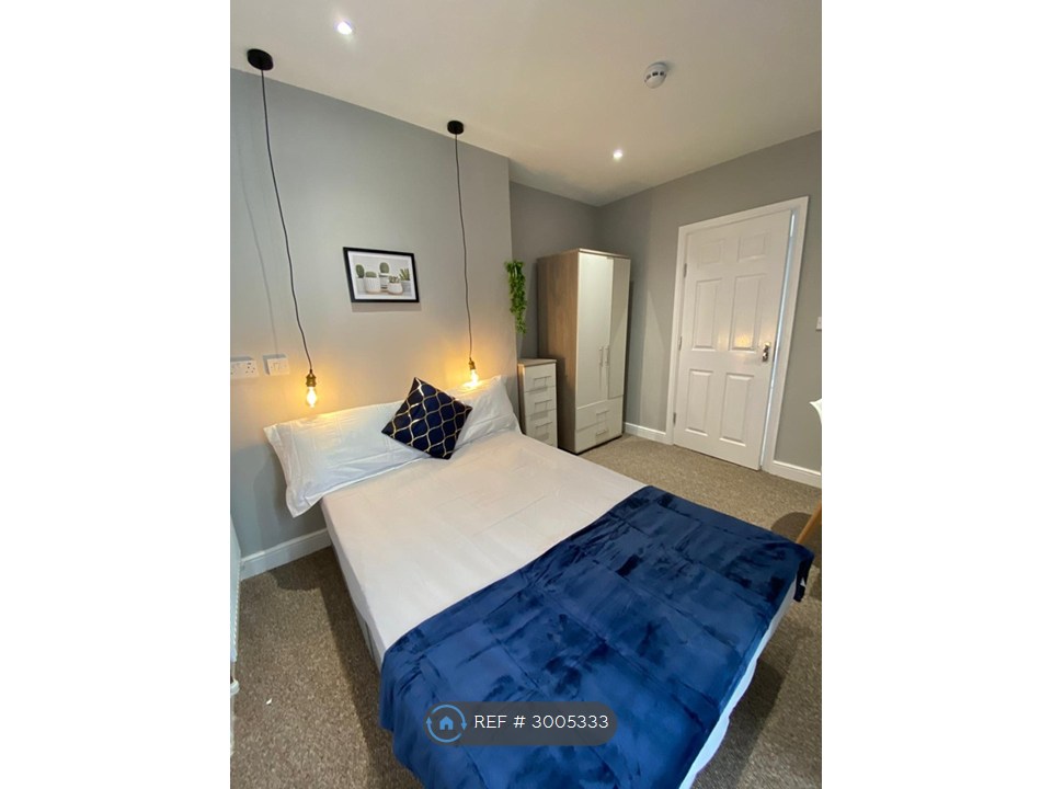 Cheviot Road, Slough photo 4