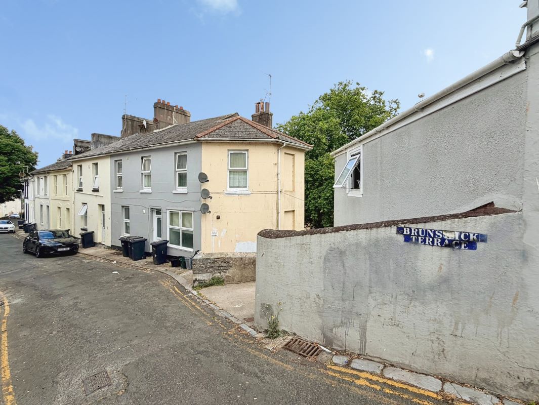 1B Brunswick Terrace, Torquay photo 5