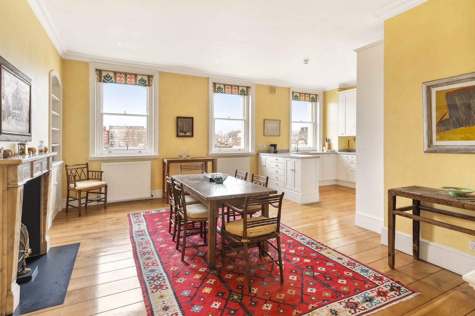 3 bedroom maisonette for sale 0