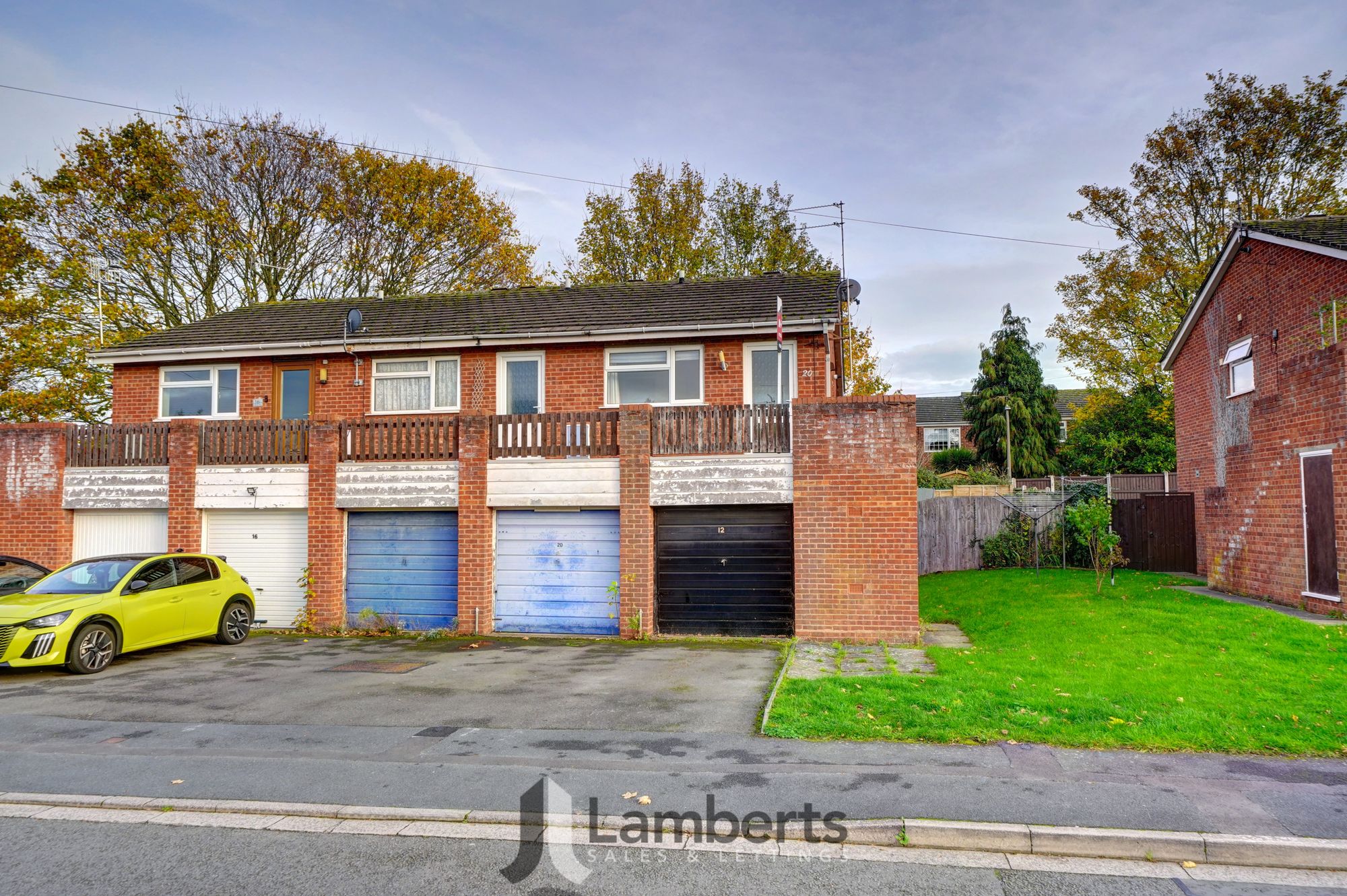 1-bed flat on 20 Elkstone Close, Worcester, £115,000