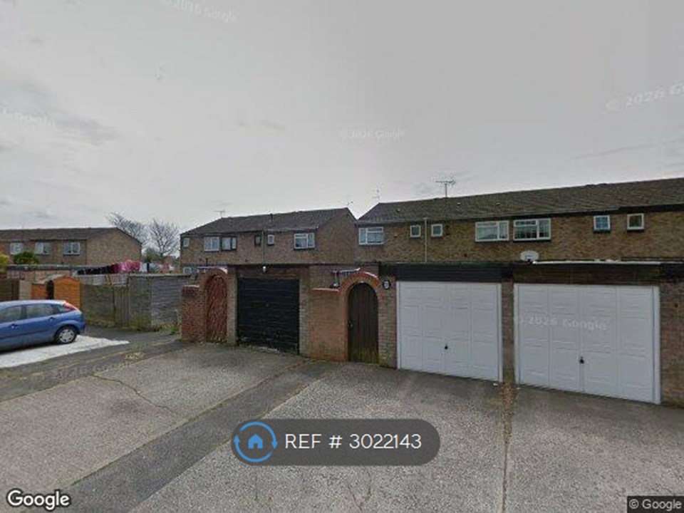Dolphin Drive, Houghton Regis, Dunstable photo 2