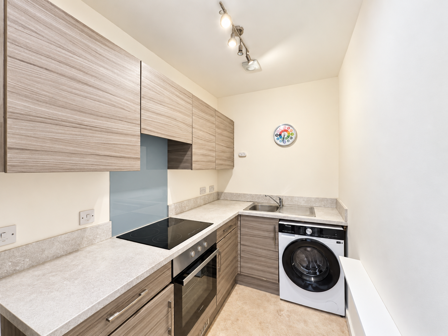 flat 3, 84/85, Western Road, Brighton photo 4