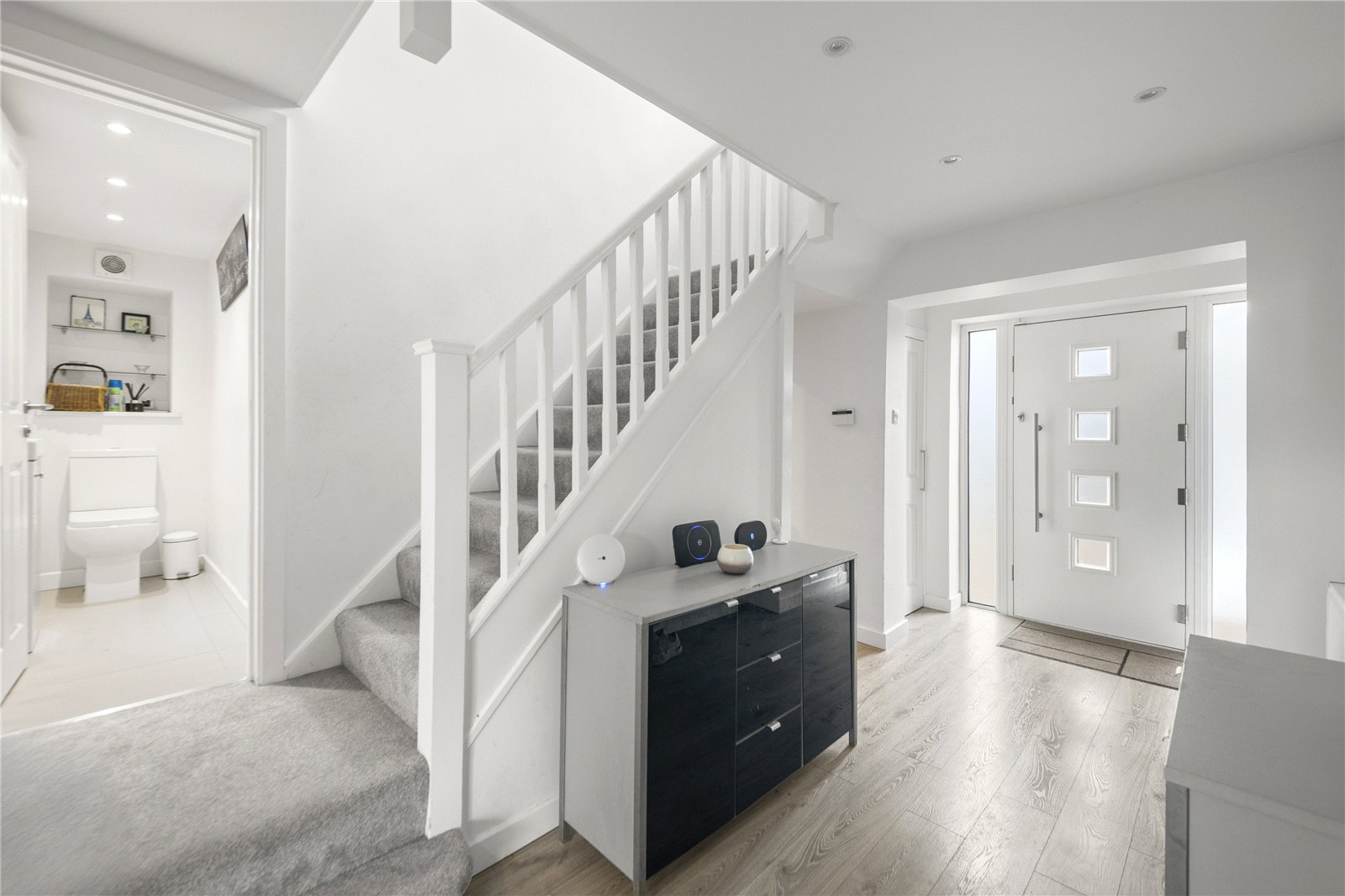 4 bedroom detached house for sale 0