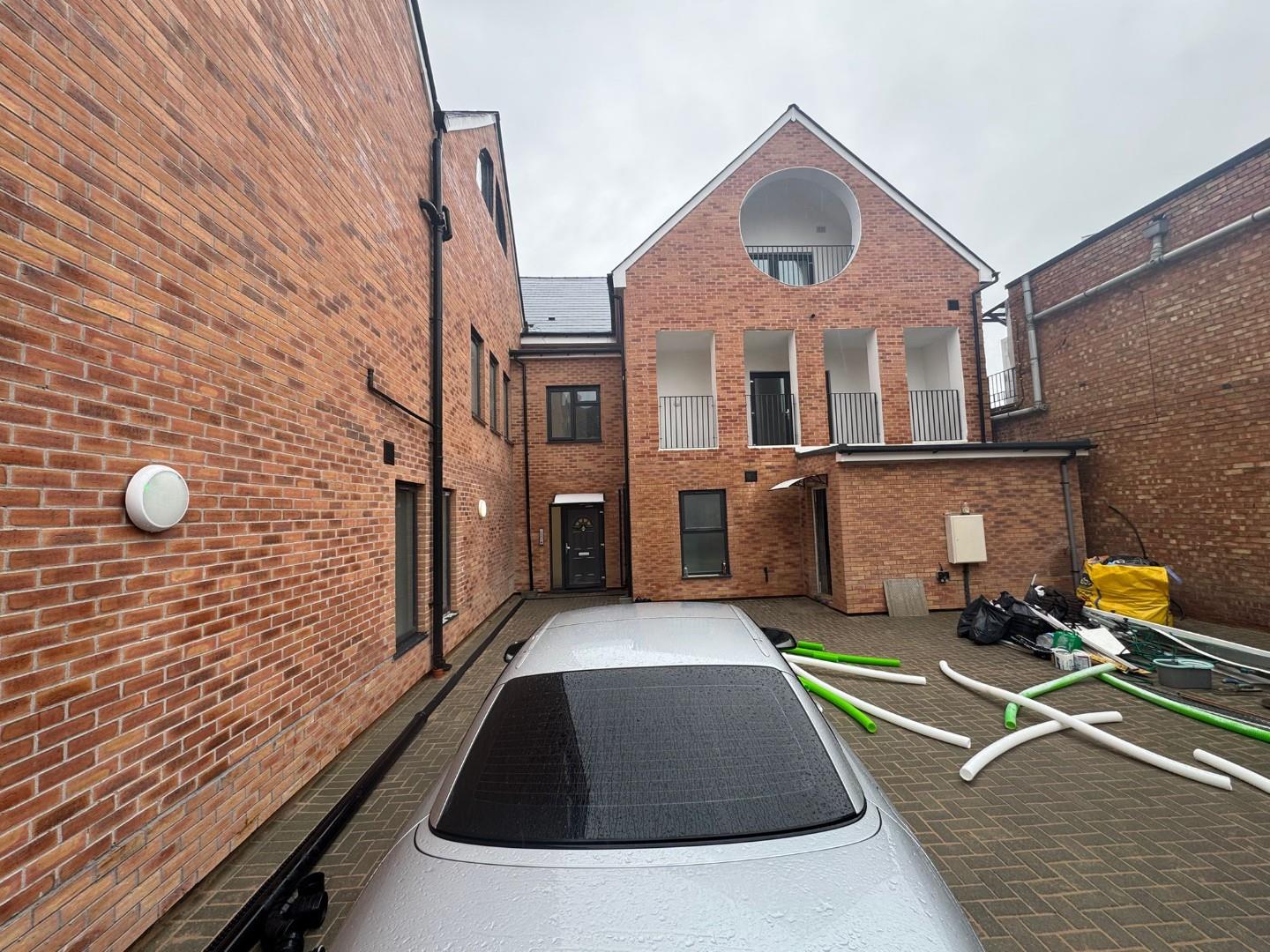 block of flats for sale 0