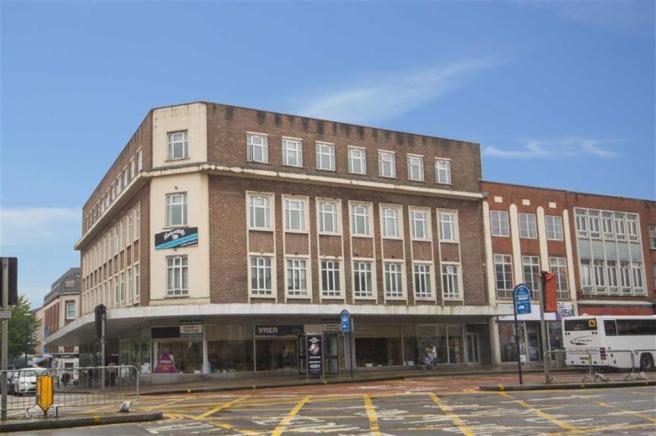25, Portland House , Swansea  photo 5