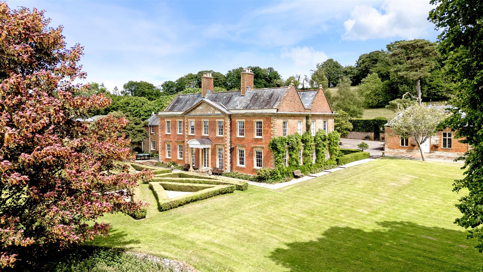 10 bedroom farmhouse for sale 0
