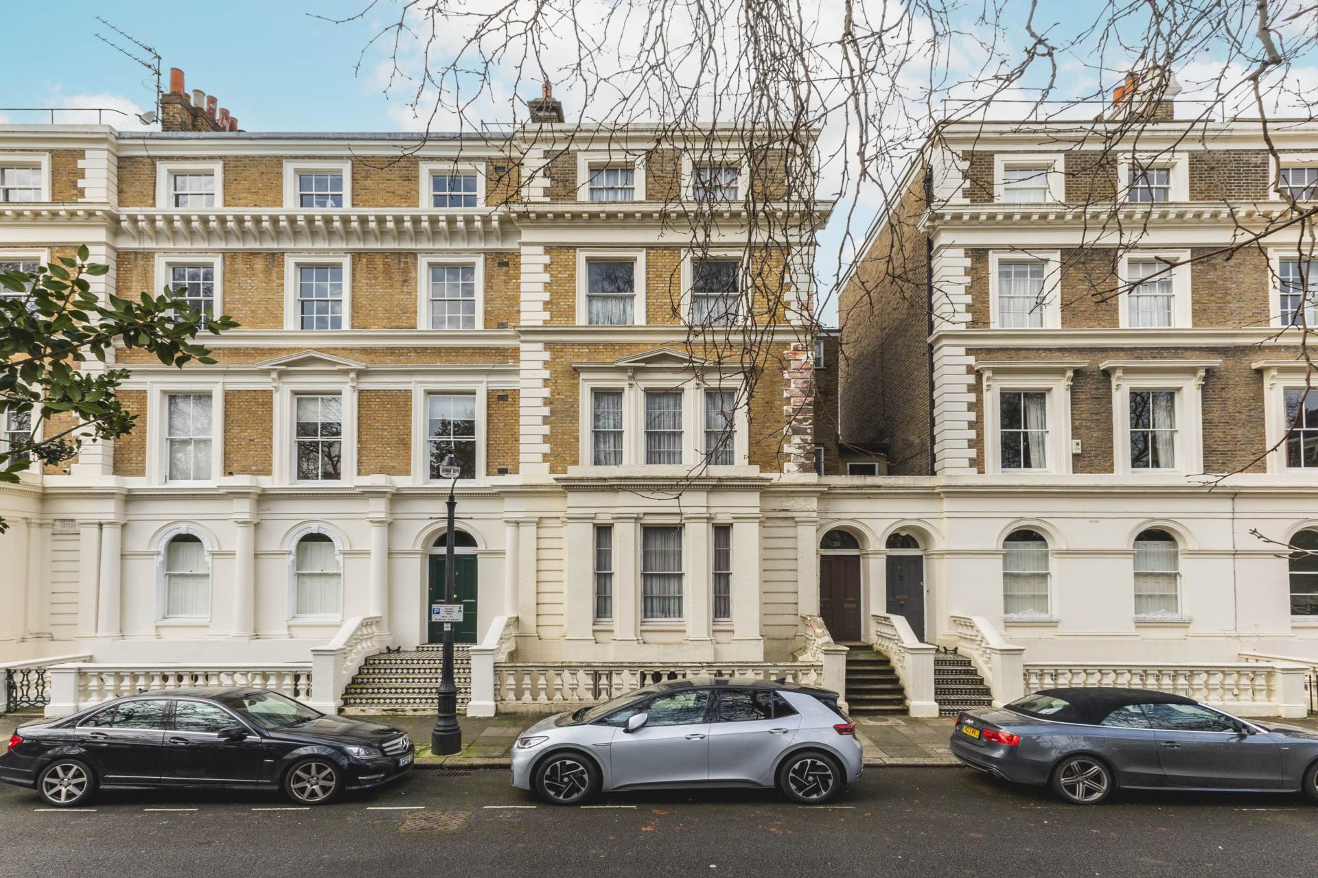 4 bedroom flat for sale