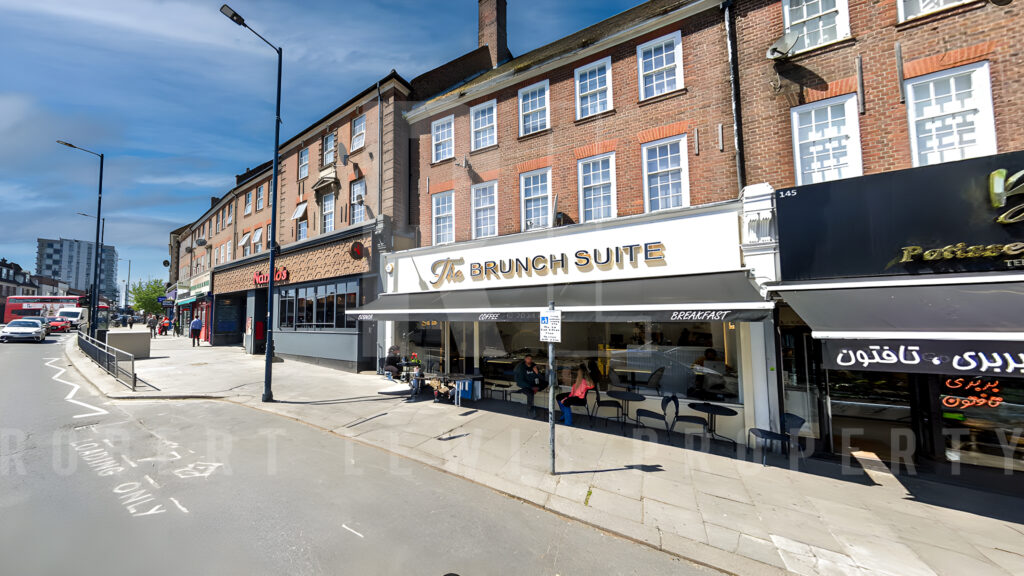 Flat 2, 143A Station Road, Edgware photo 2