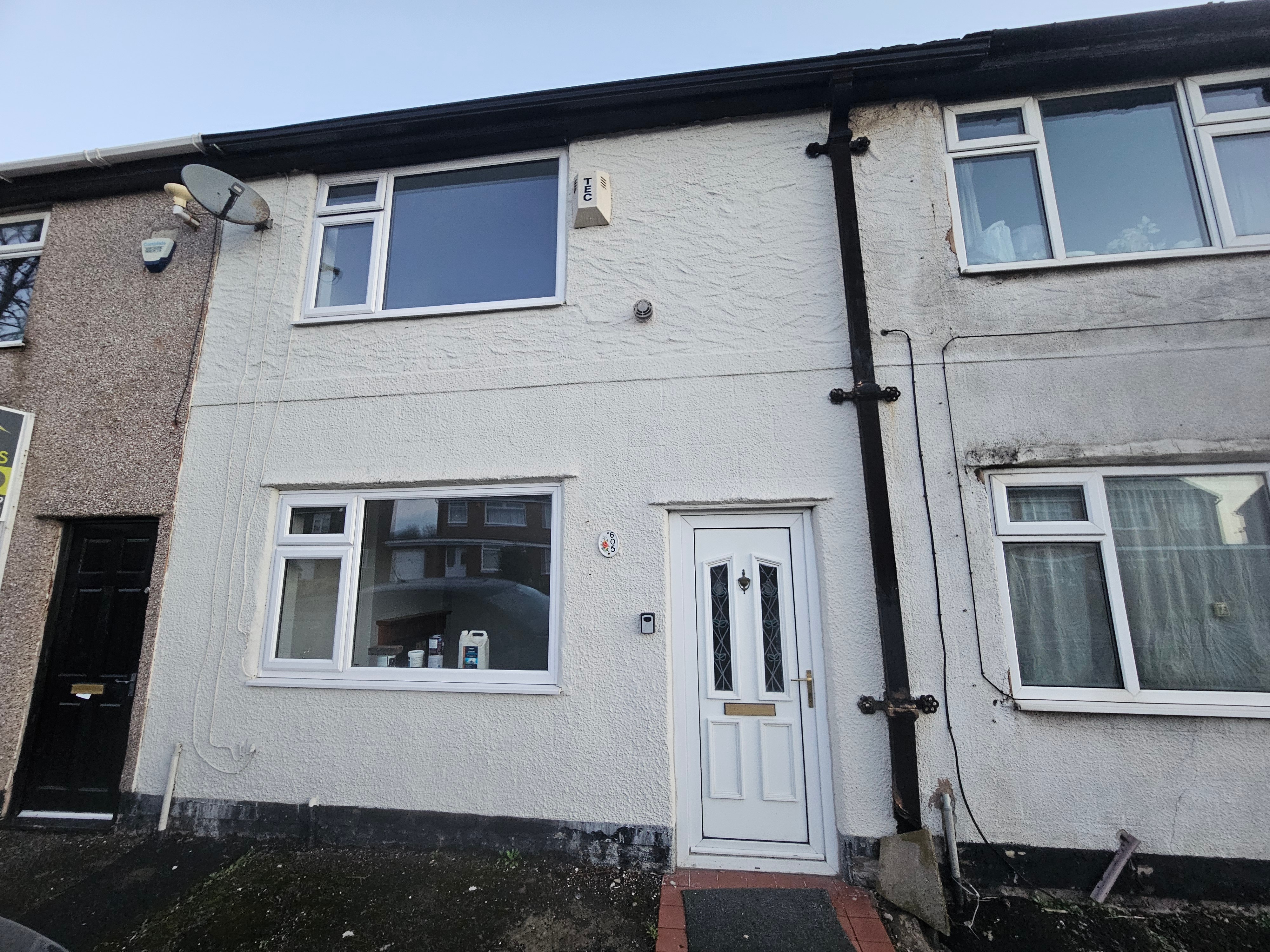 2-bed house on 605, Wigan, £850/mo