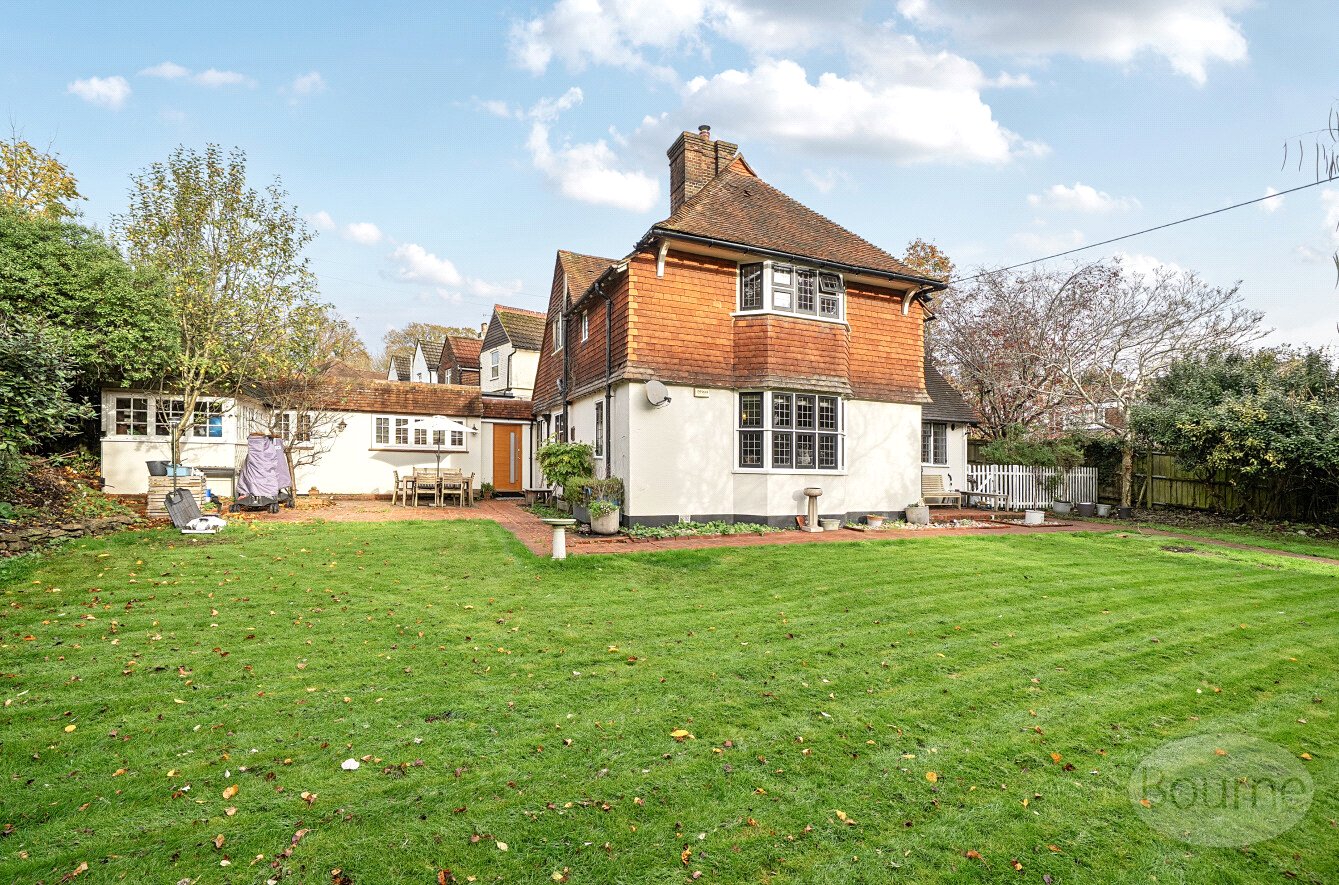 4 bedroom detached house for sale 0