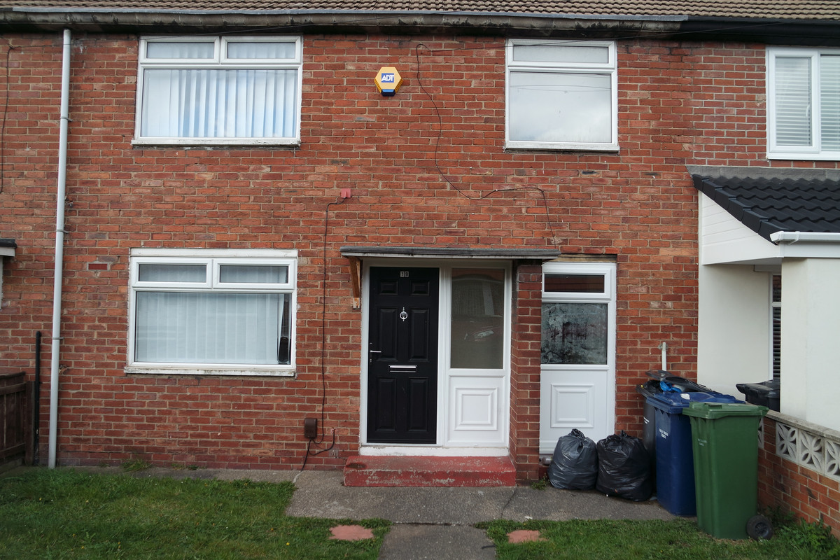 19, Hardy Avenue, South Shields photo 2
