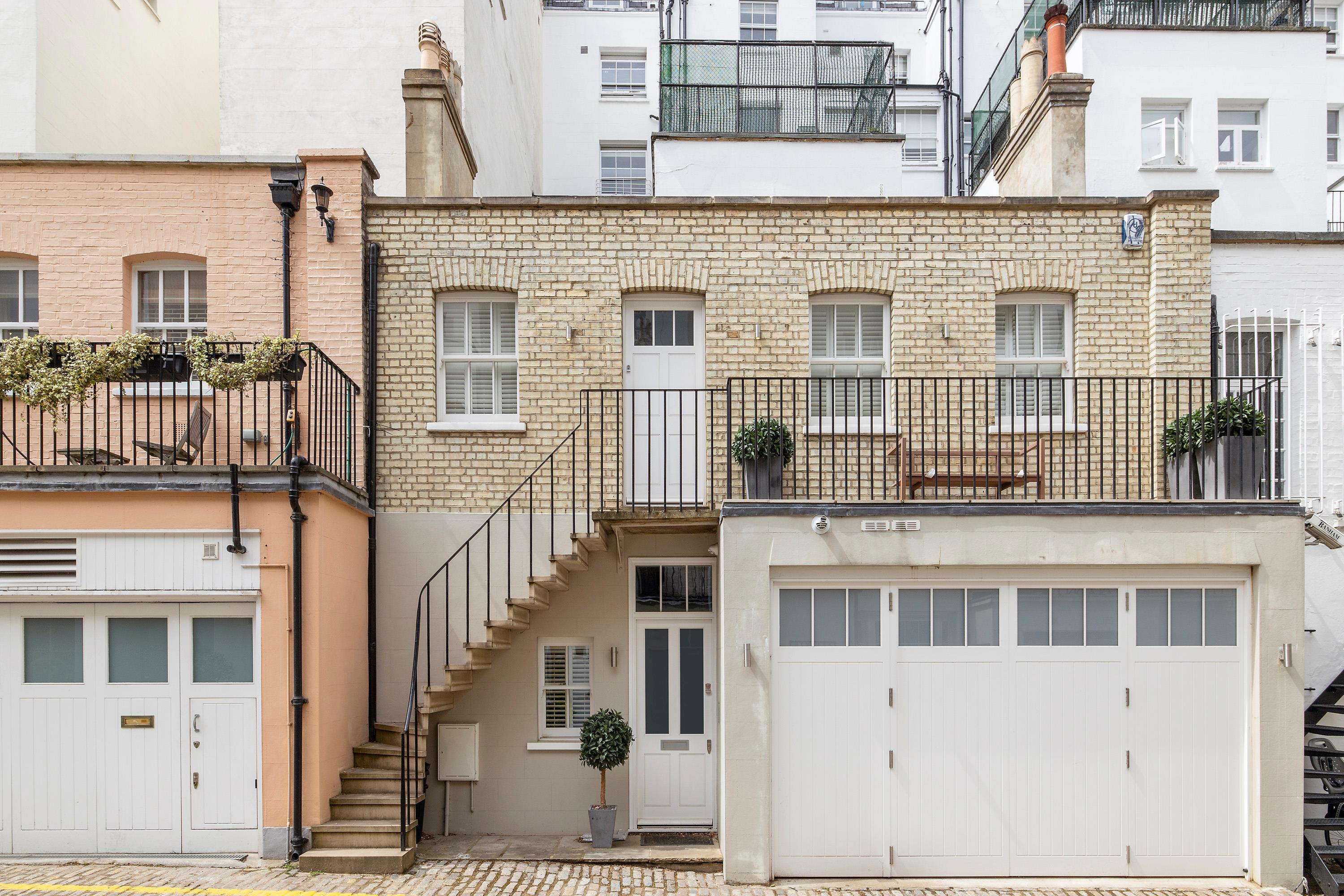 Free property report 5 Queensberry Mews West, London, SW7 2DU Chimnie