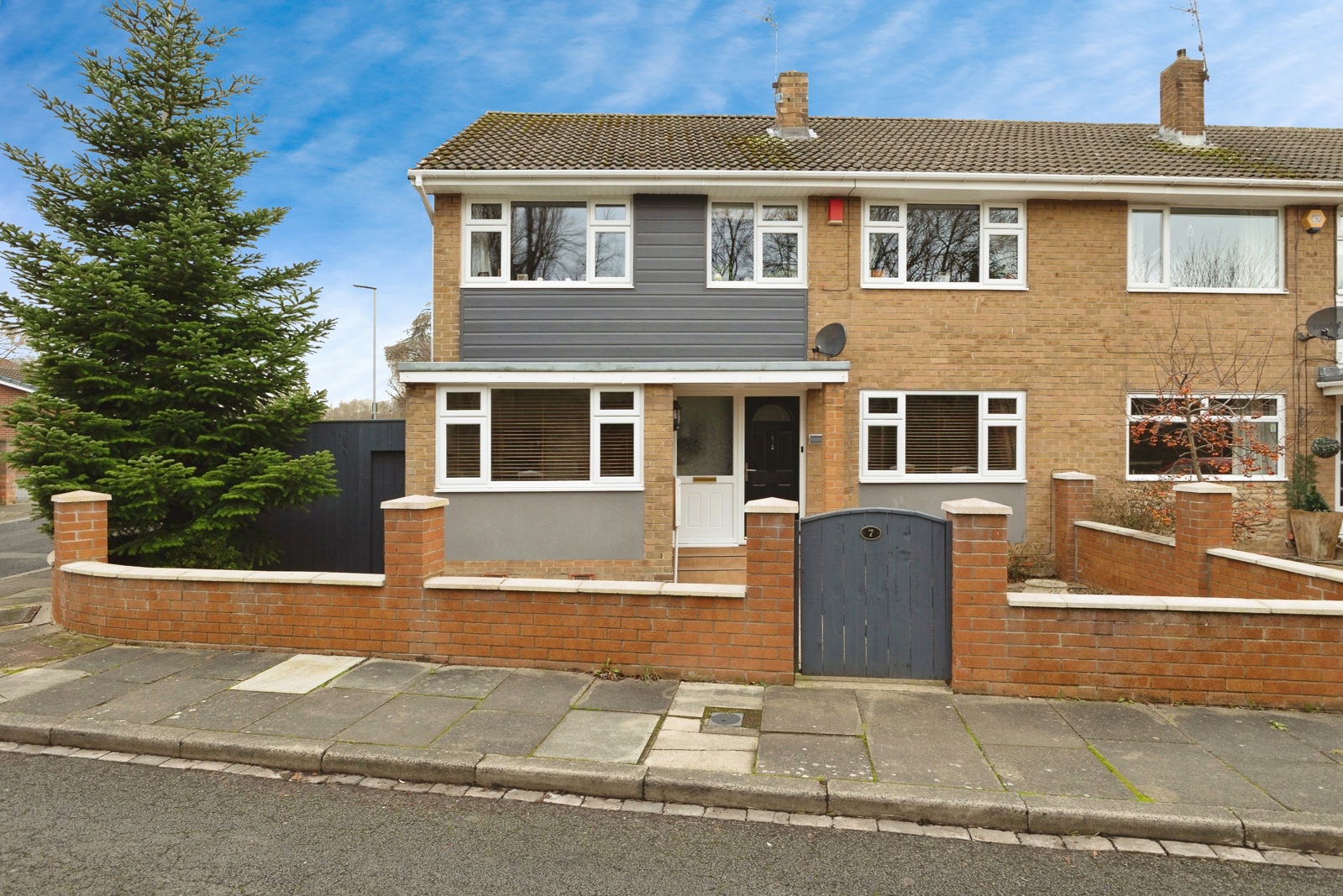 4-bed house on 7, Burnside Grove, Durham, £310,000