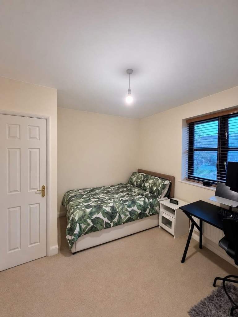 10, Angora Close, Milton Keynes photo 5