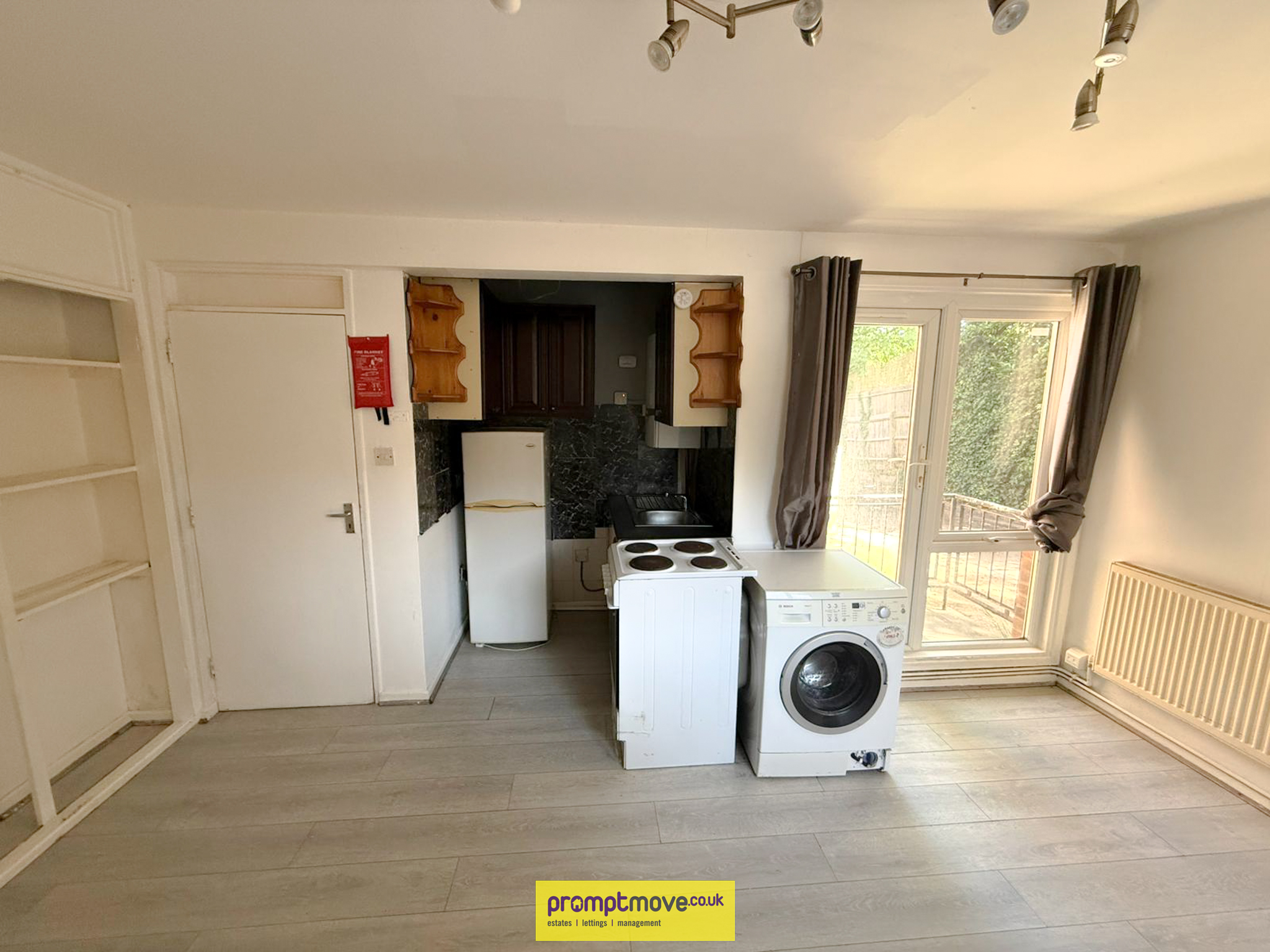 Farley Lodge, Ruthin Close, Luton photo 5