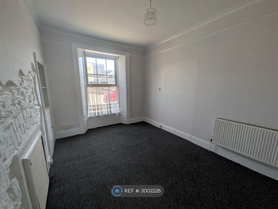 Flat, Charlotte Street, Plymouth photo 4