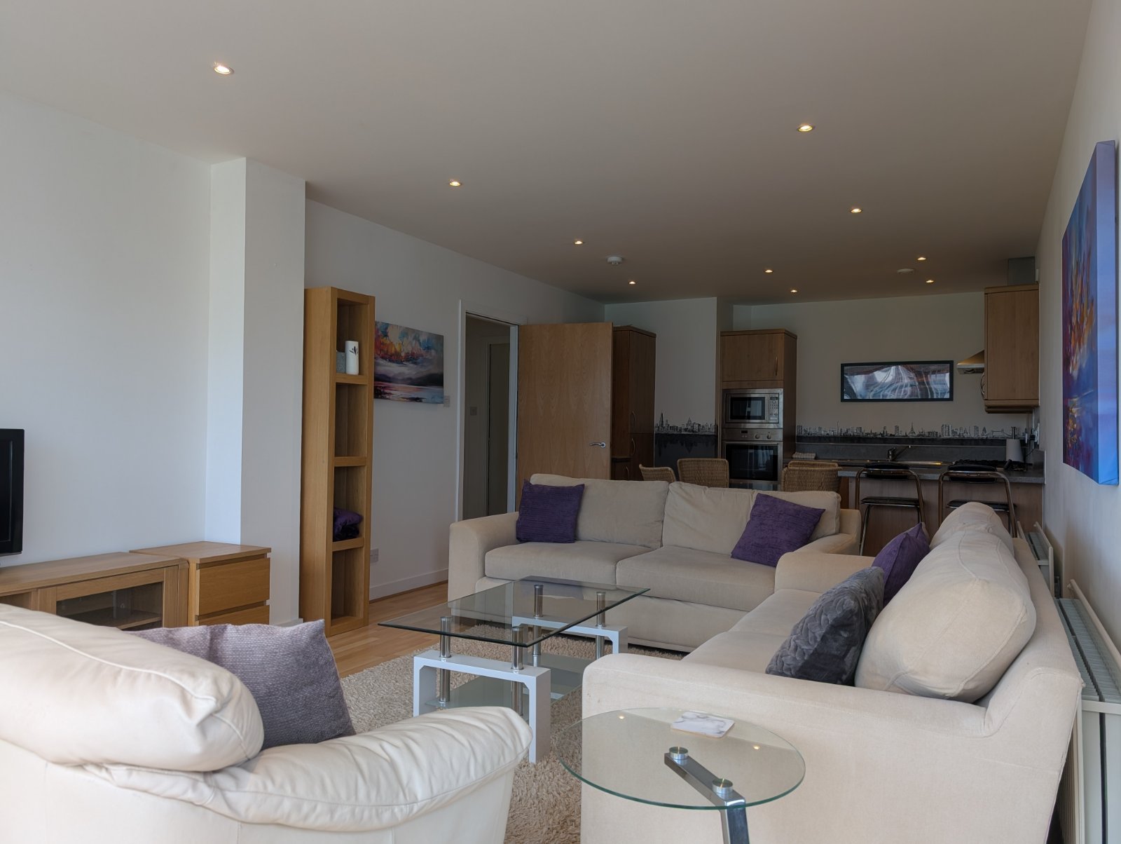 8/5, Western Harbour Terrace, Edinburgh photo 4