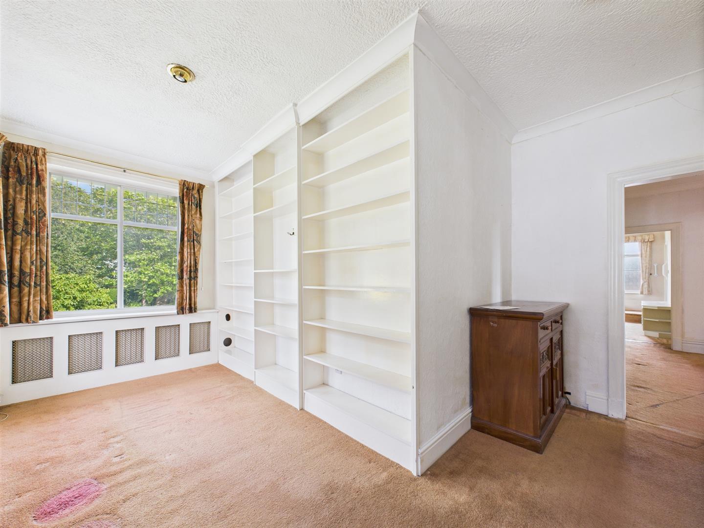 15b, Warren Drive, Wallasey photo 4