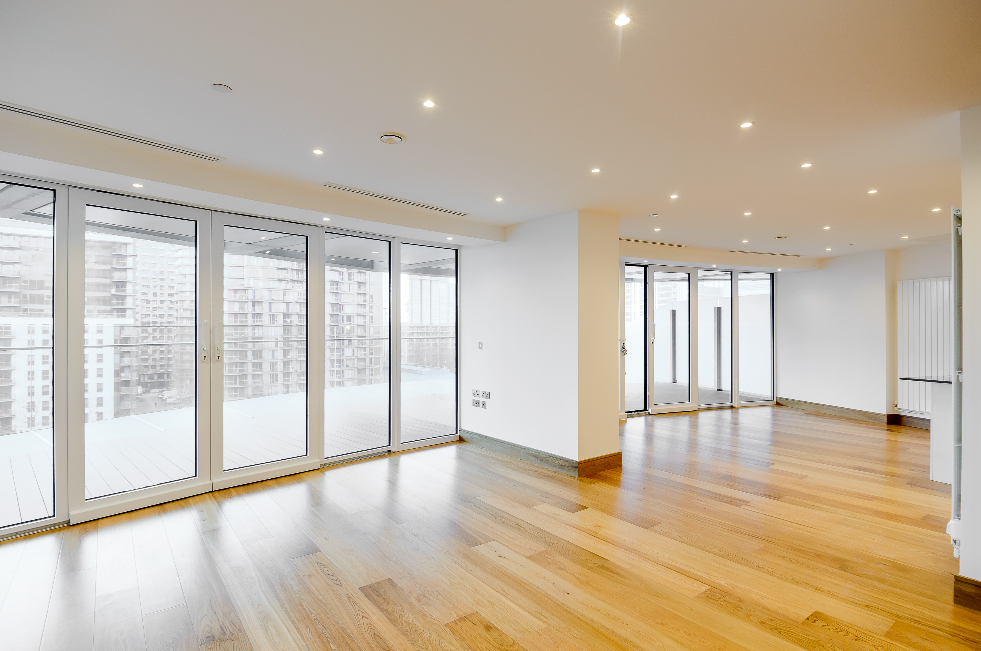 3 bedroom flat for sale 0