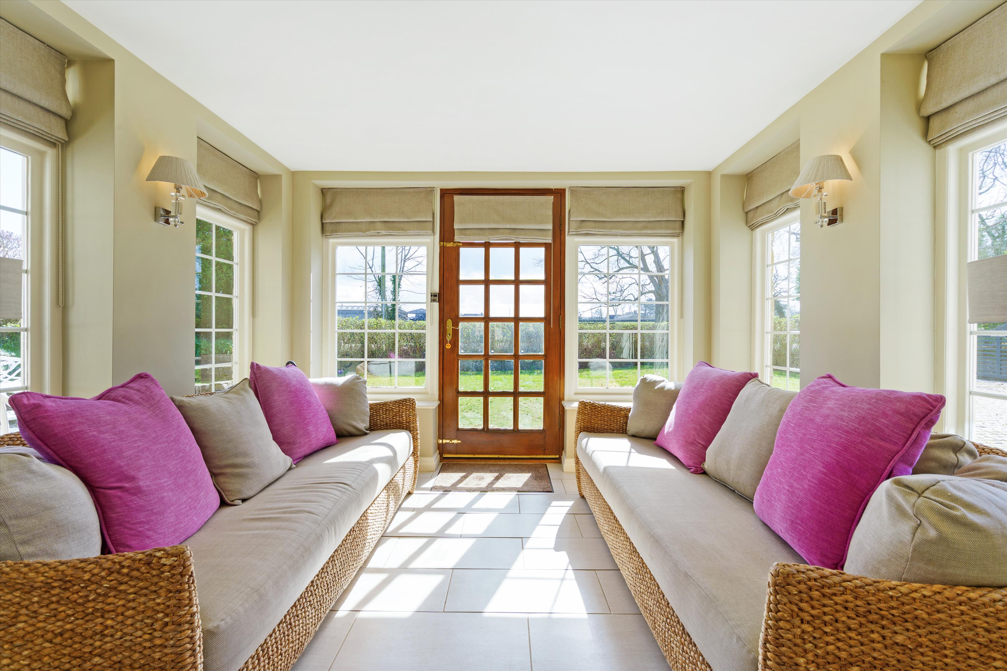 4 bedroom detached house for sale 0