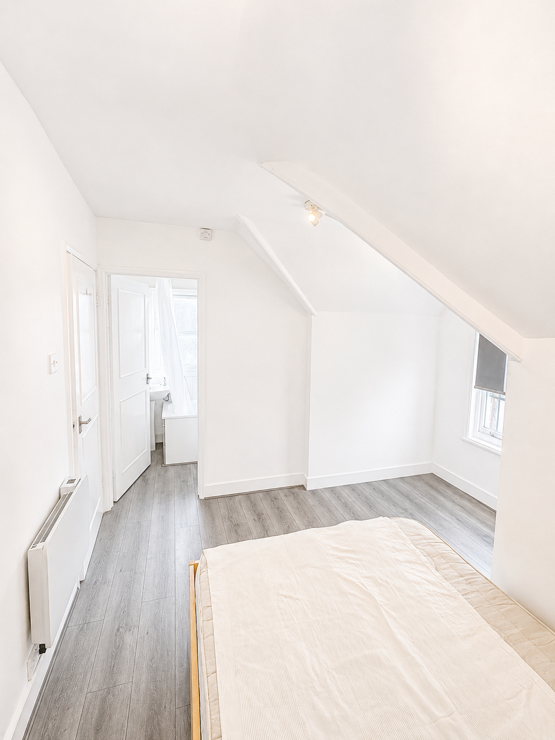 99 Embleton Road, Embleton Road, London photo 4