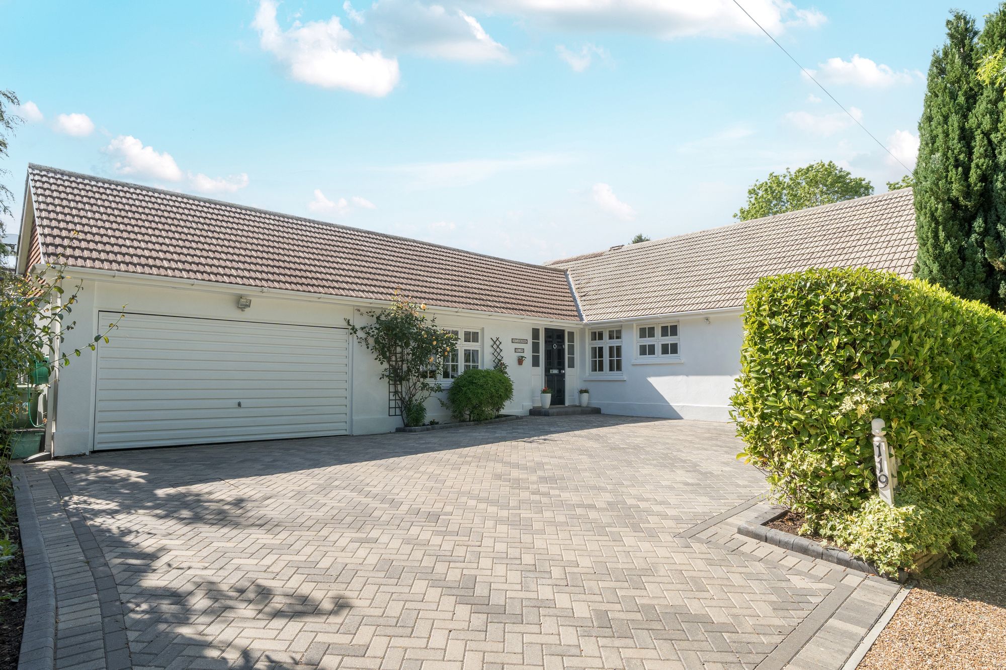 4 bedroom semi-detached new house for sale in Guildford