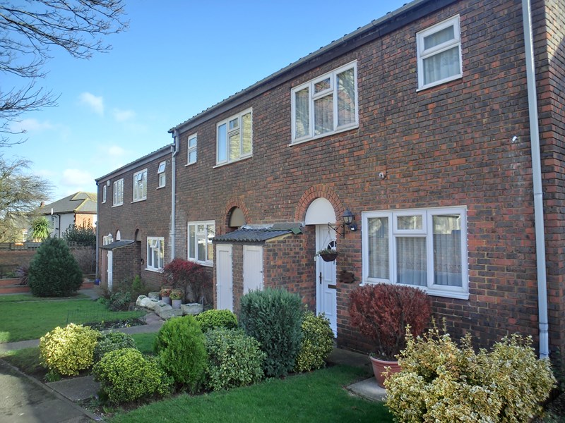 Free property report 5 Coopers Road, Northfleet, Gravesend, DA11 7BA Chimnie