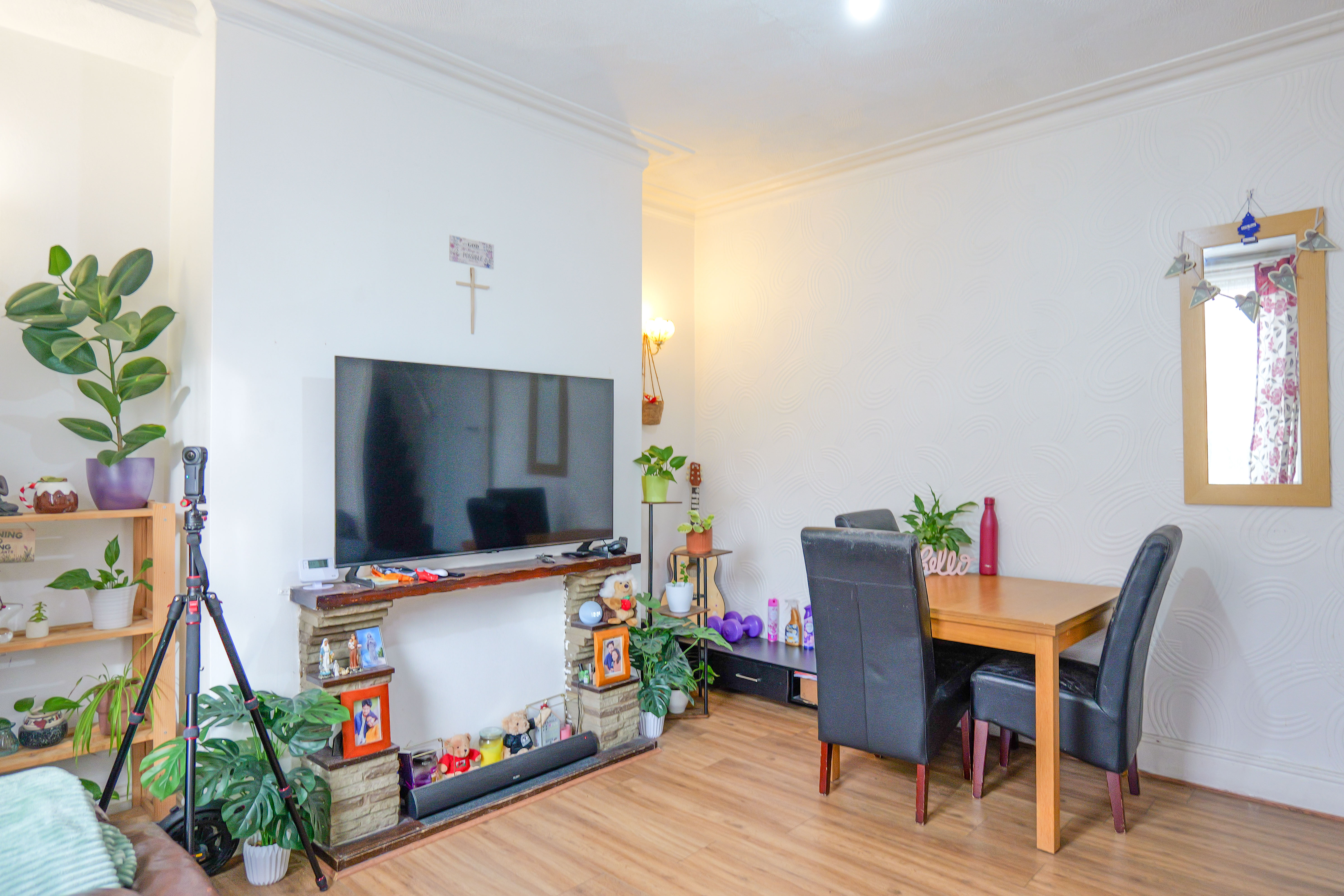 6, Harlech Road, Leeds photo 3