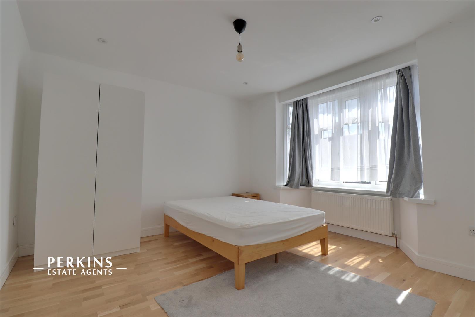 Room 3, 288, Allenby Road, Southall photo 4