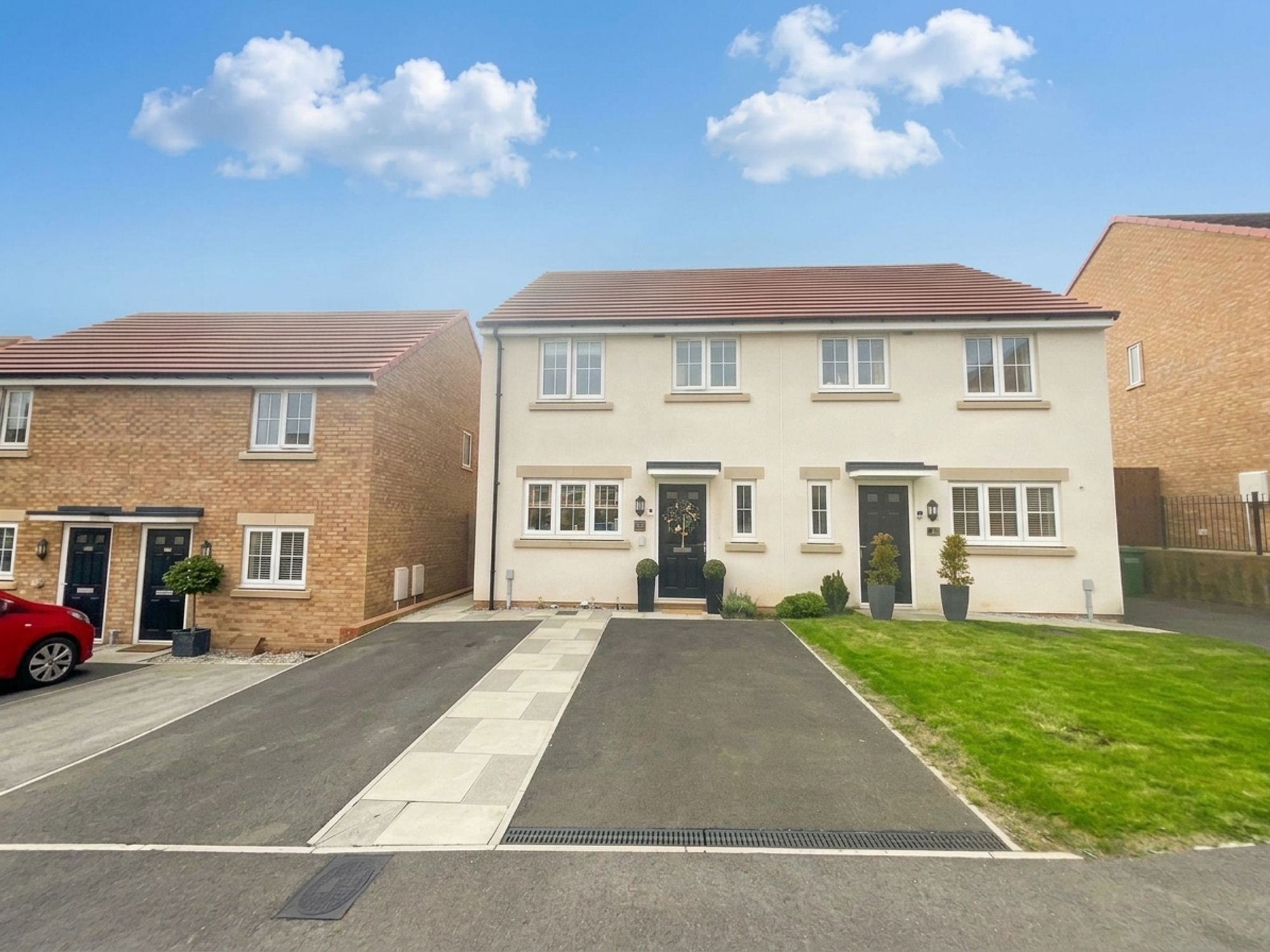 24 Maximus Way, Scarborough photo 2