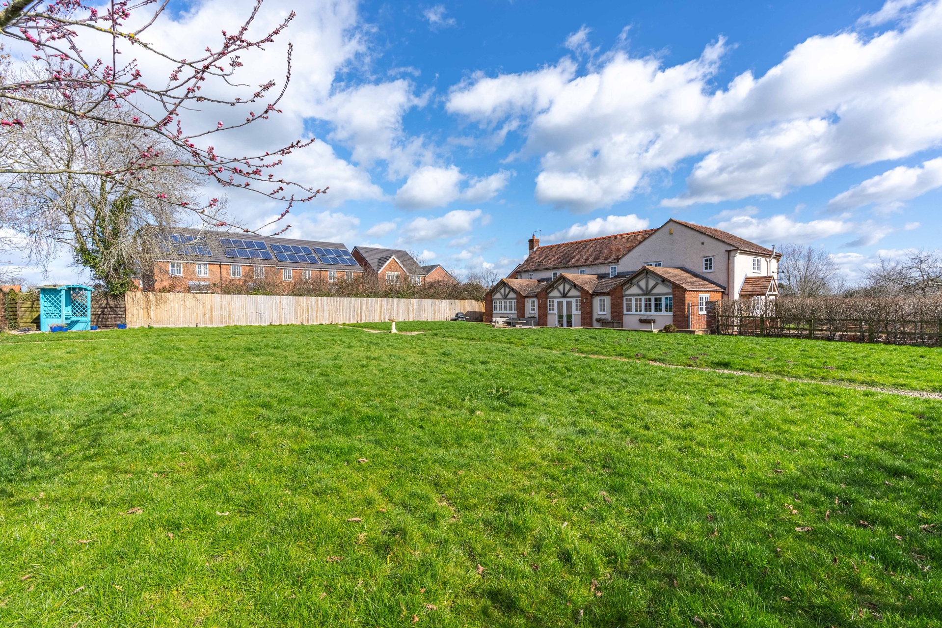 Photos of Brickyard Lane, Drakes Broughton, Pershore WR10 64342332