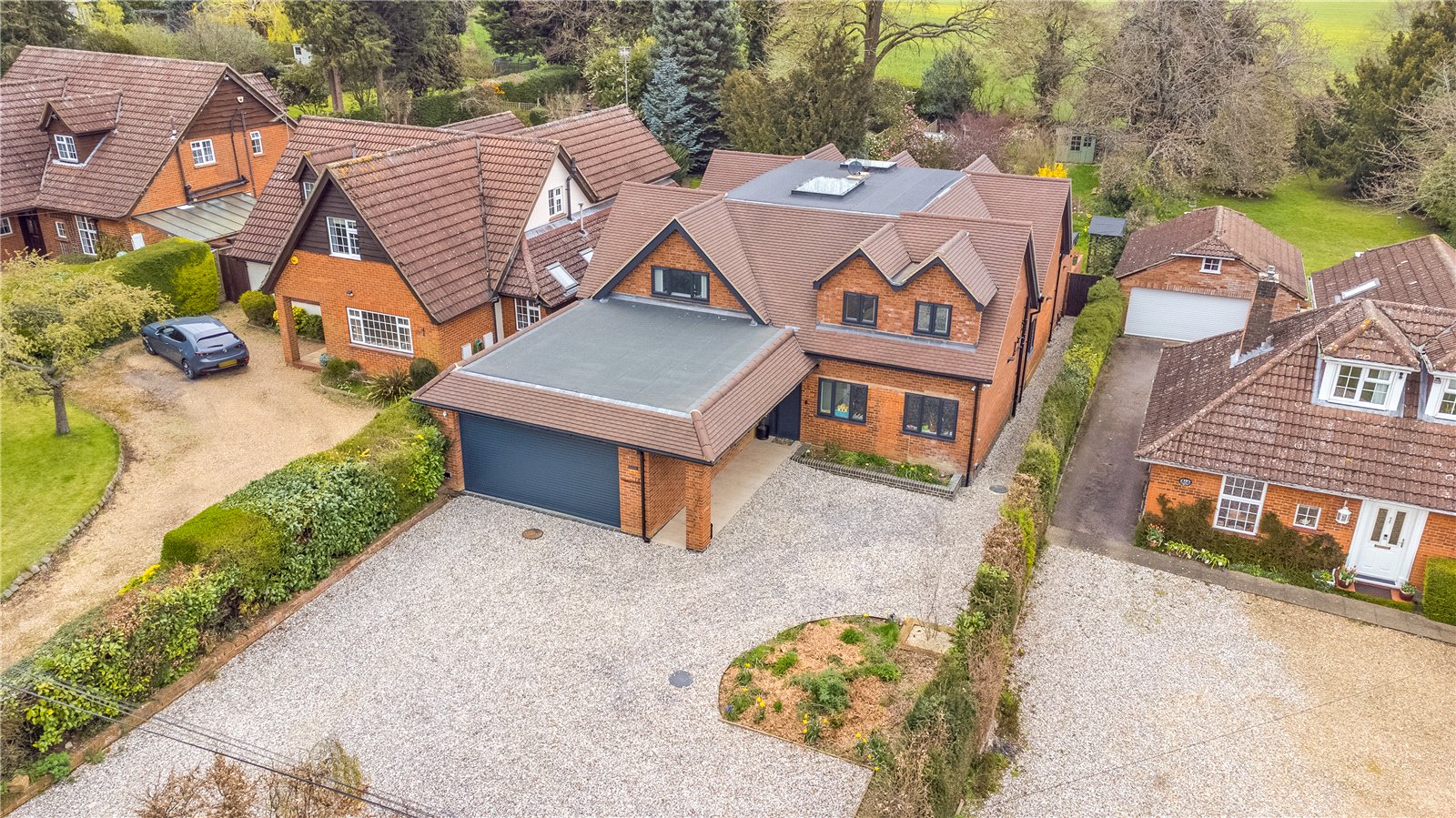 4-bed house on 14, Oakfields Avenue, Hertfordshire, £1,600,000