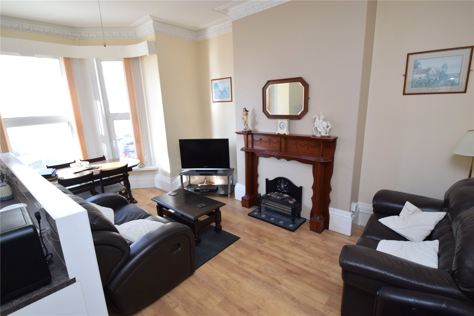 Flat 1, 6, Marlborough Terrace, East Riding of Yorkshire photo 2