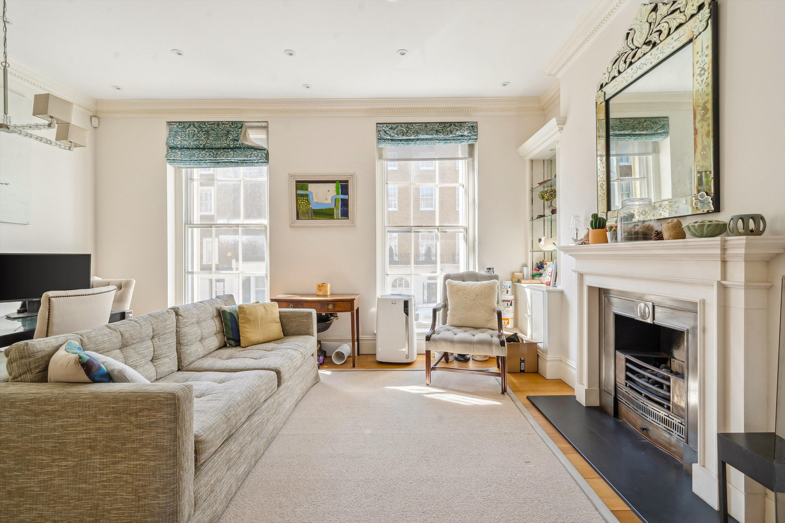 3 bedroom flat for sale 0