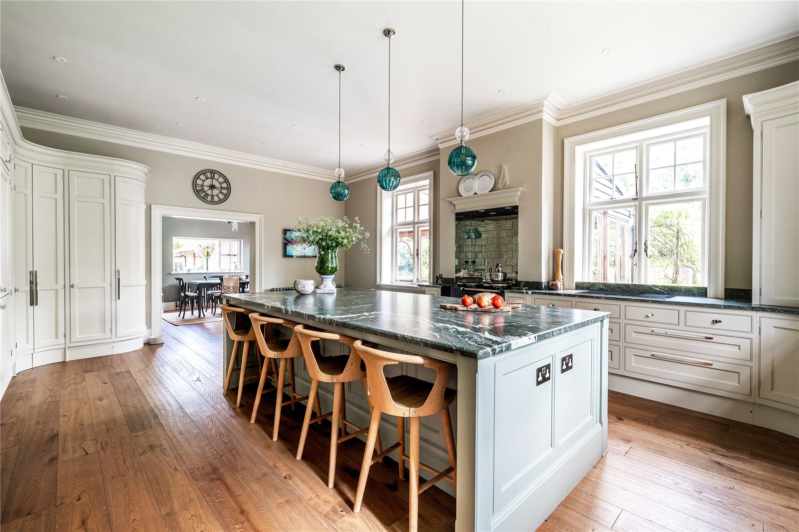 5 bedroom link-detached house for sale 0