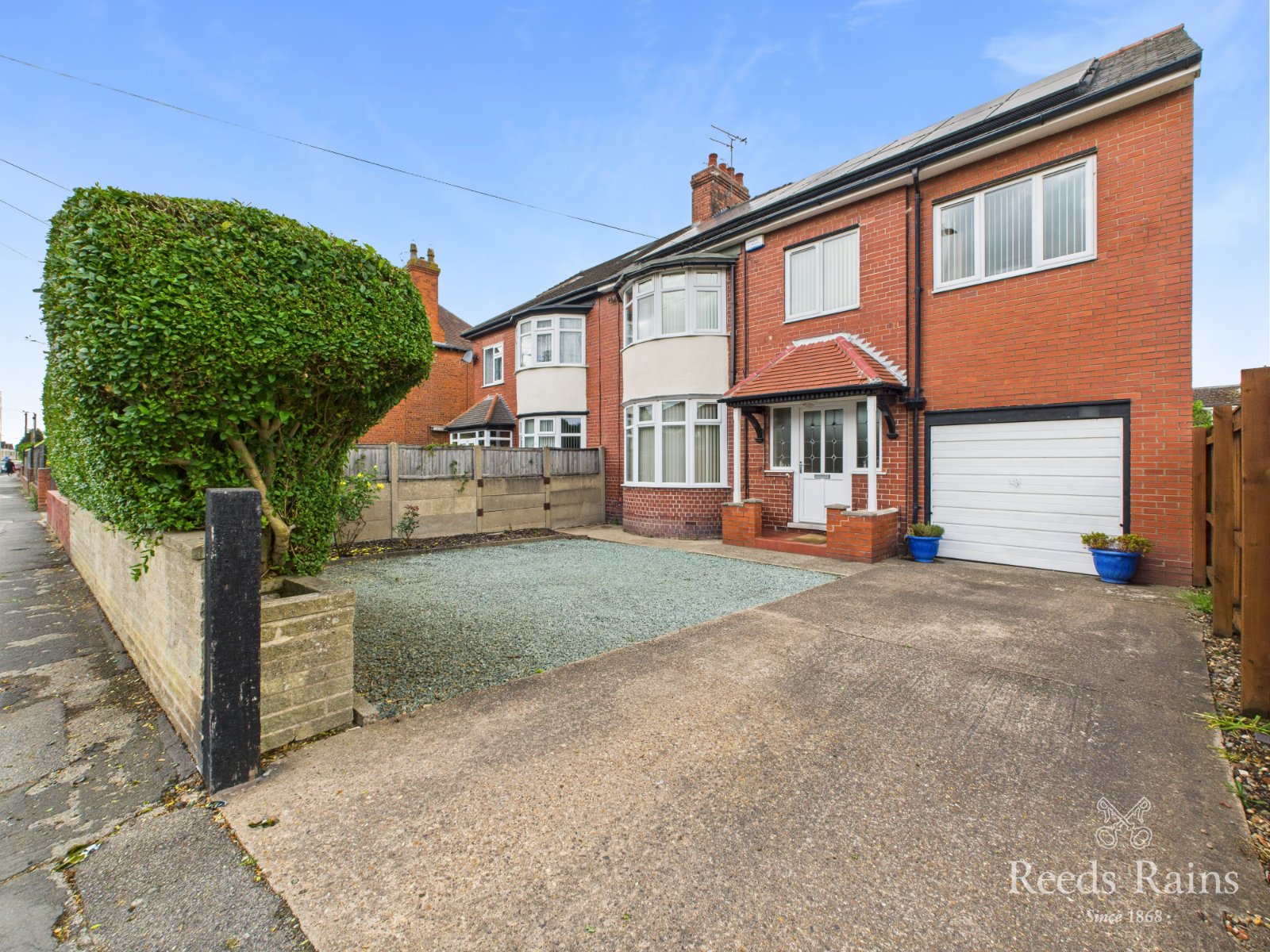 4-bed semi-detached on 893, Holderness Road, East Yorkshire, £300,000