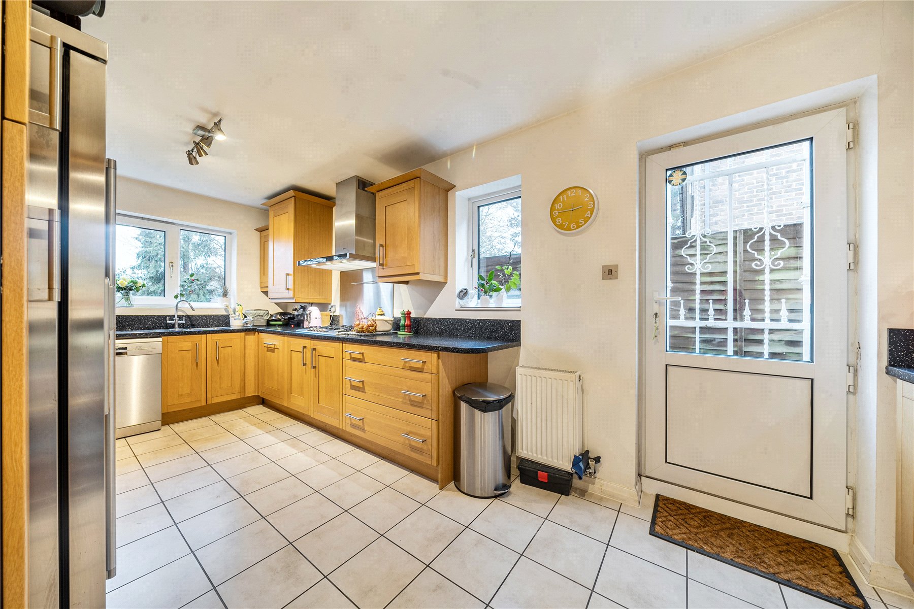 4 bedroom detached house for sale 0