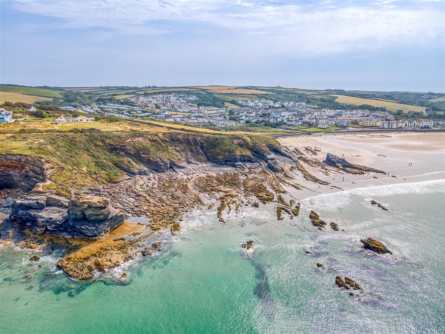 6 bedroom detached house for sale 0