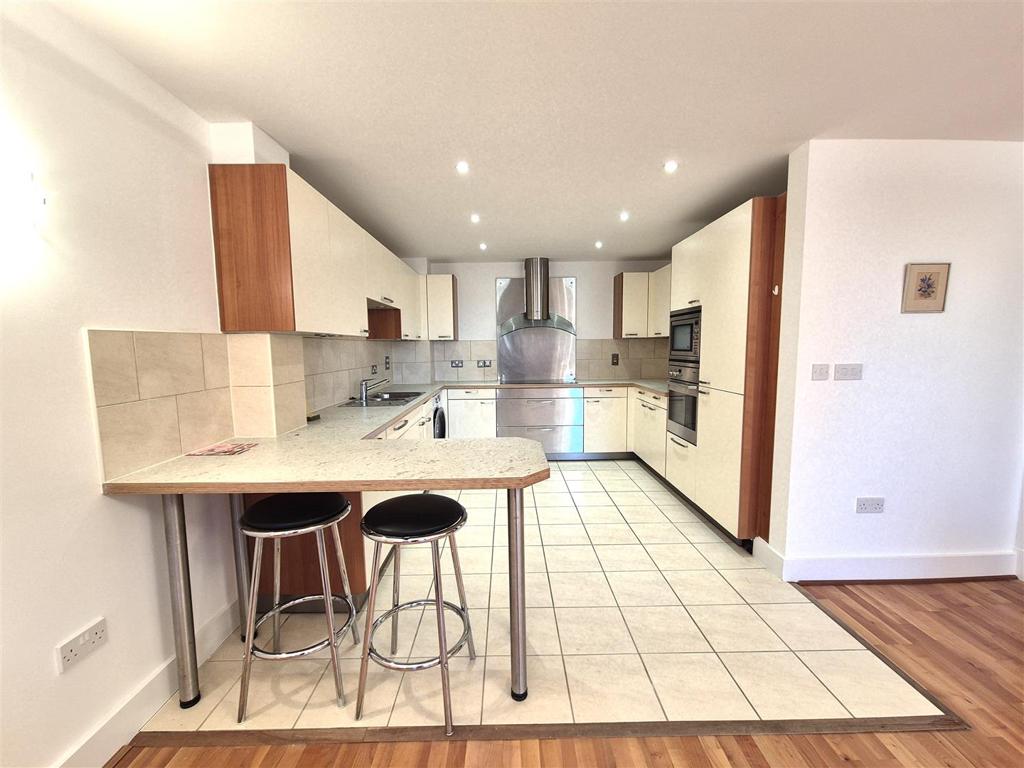 92, Dolphin Quays, Poole photo 4