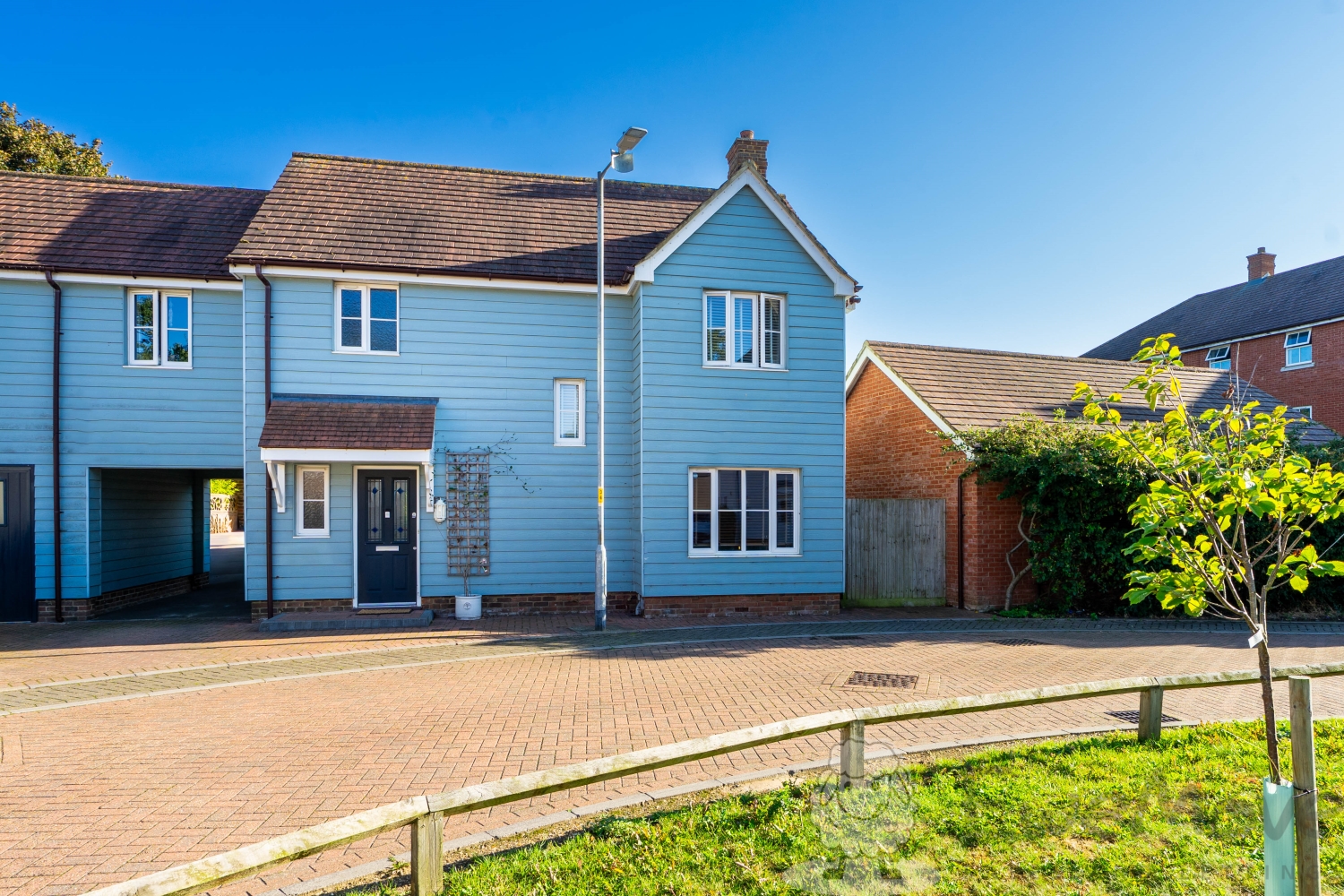 2, Petunia Court, Wymondham photo 2