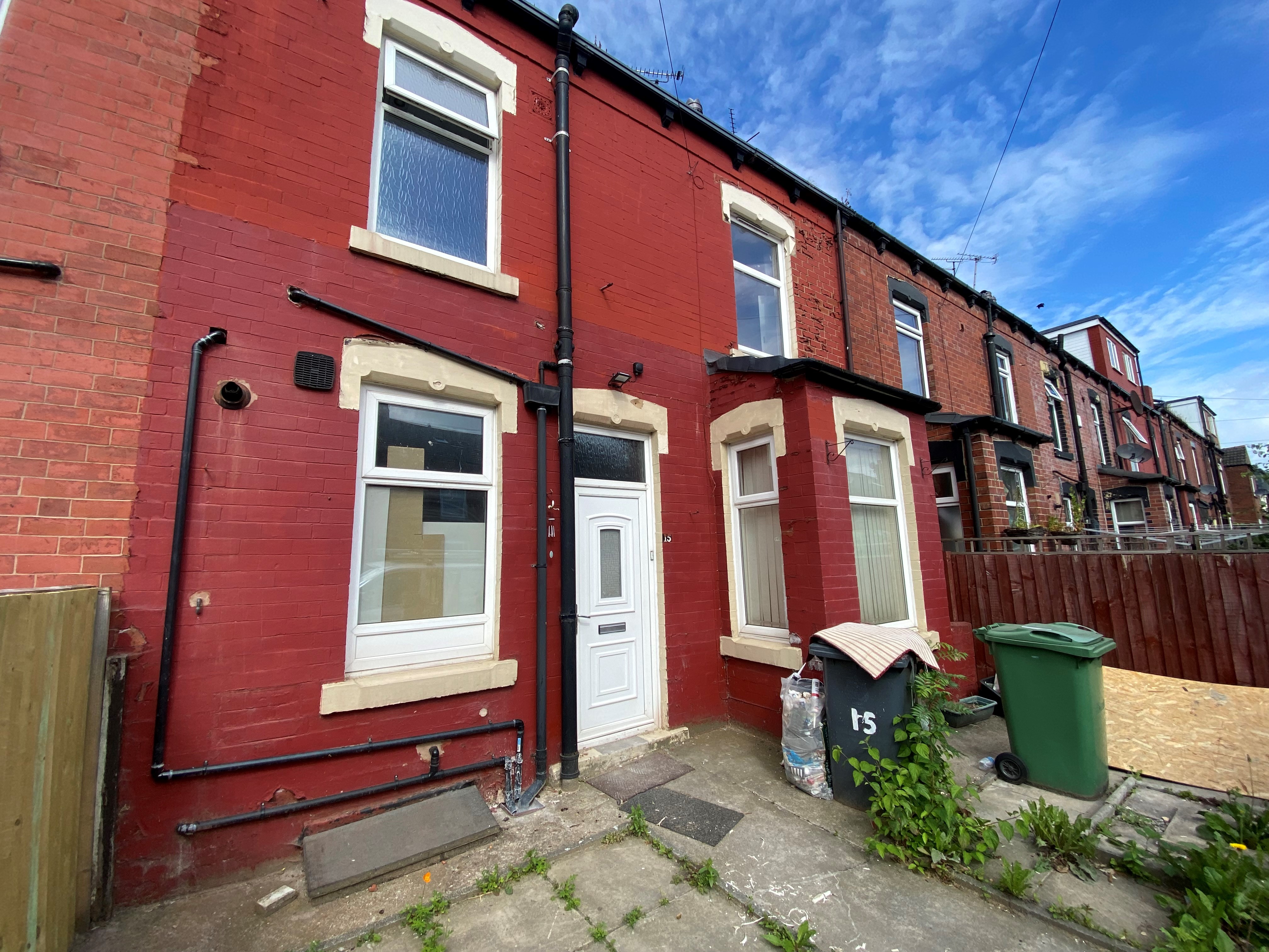 15, Roseneath Terrace, LEEDS photo 2